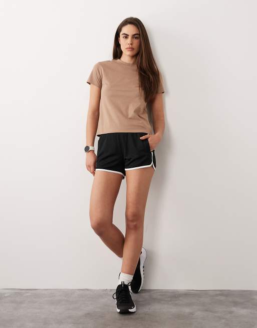 4505 Icon cotton boxy t-shirt with quick dry finish in fawn, 3 of 4