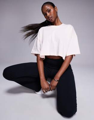 4505 - Icon - Cropped T-Shirt aus schwerer, schnell trocknender Baumwolle in Hellrosa