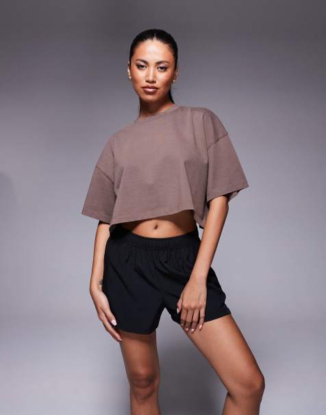 4505 - Icon - Cropped T-shirt van zwaar sneldrogend katoen in taupe met wassing - view 1