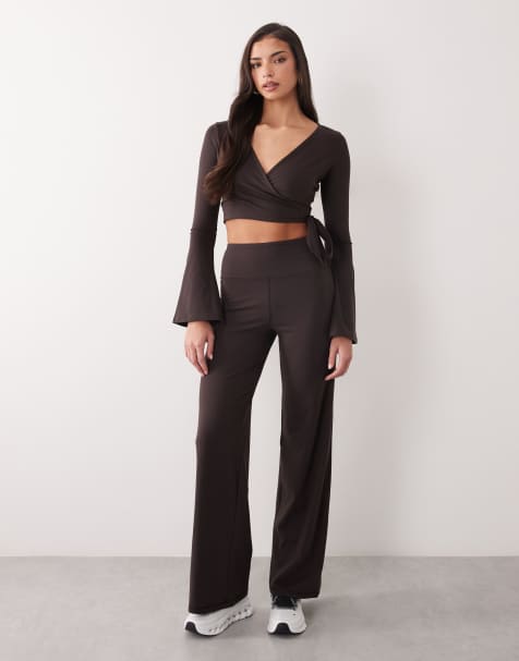 4505 - Icon - Ensemble de yoga doux au toucher - Chocolat foncé - view 1