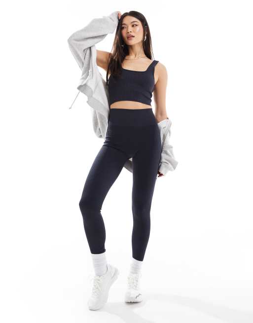 4505 – Icon – Granatowe prążkowane sportowe legginsy bezszwowe 