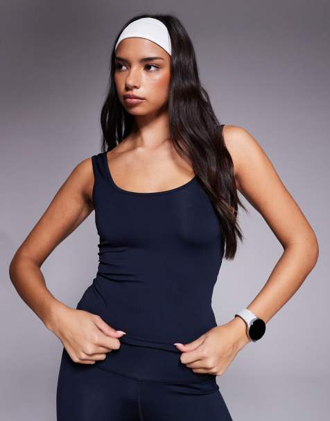 4505 Icon active slightly cropped vest in navy
