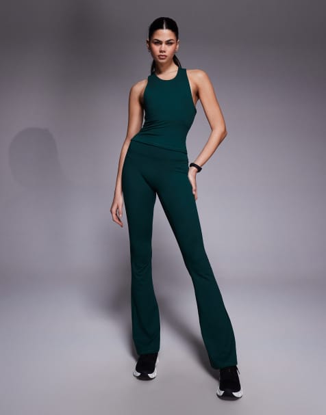 4505 – Icon – Gröna, mjuka yogaleggings med hög midja och utsvängd design - view 1