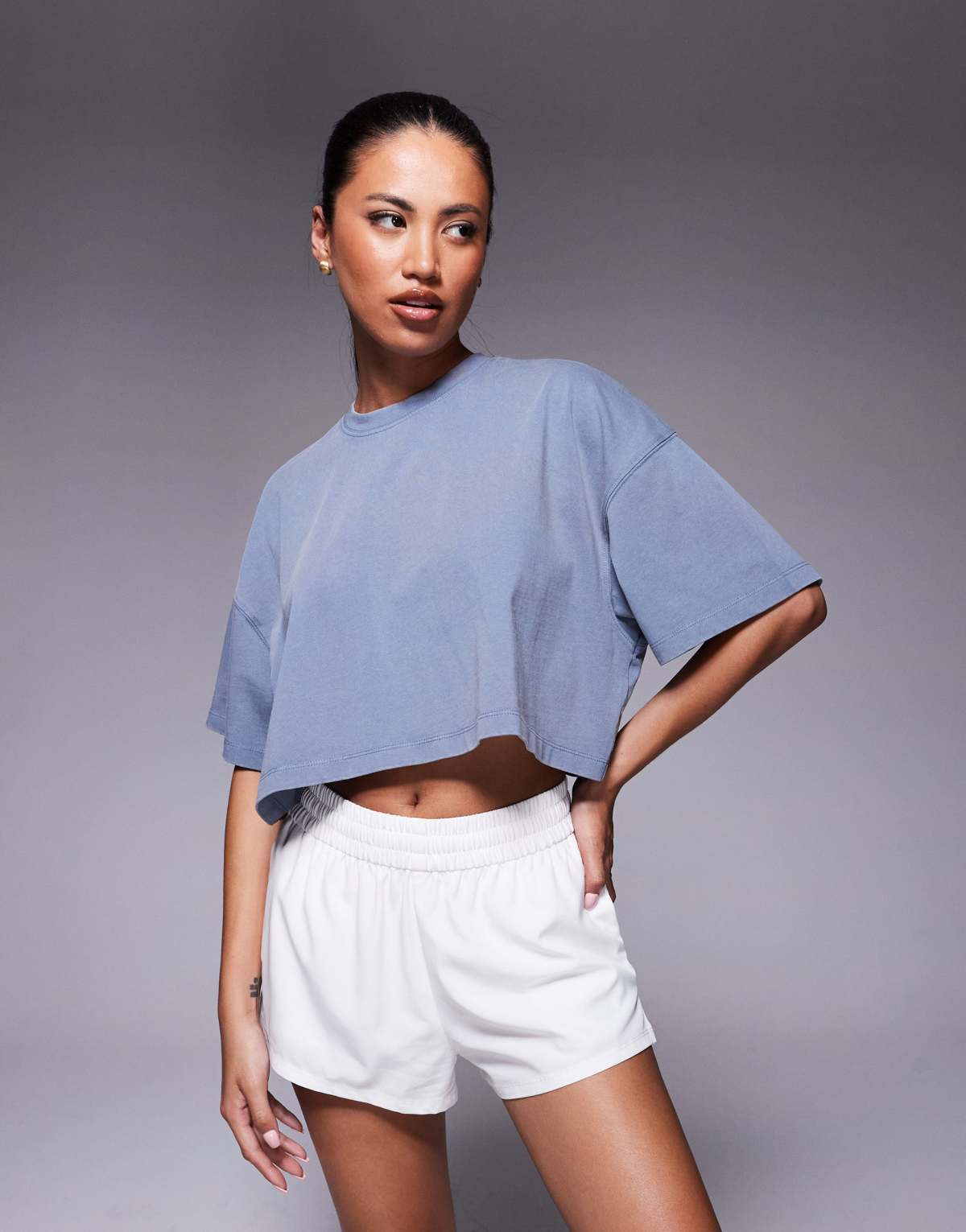 4505 Icon heavyweight cotton cropped t-shirt with quick dry finish in china blue