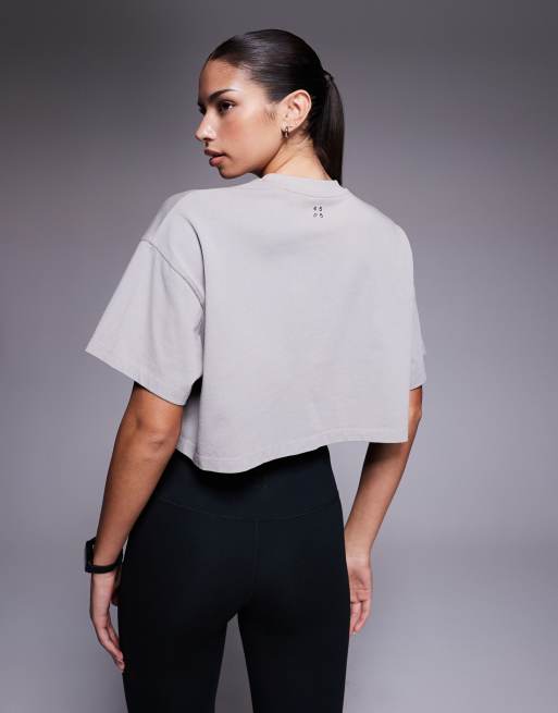 4505 Icon heavyweight cotton cropped t-shirt with quick dry finish in washed ash, 4 of 4