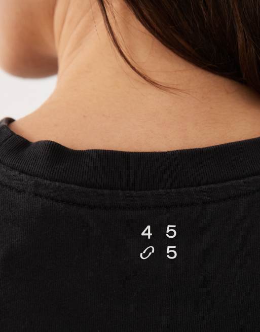4505 Icon heavyweight cotton cropped t-shirt with quick dry finish in washed black, 3 of 4
