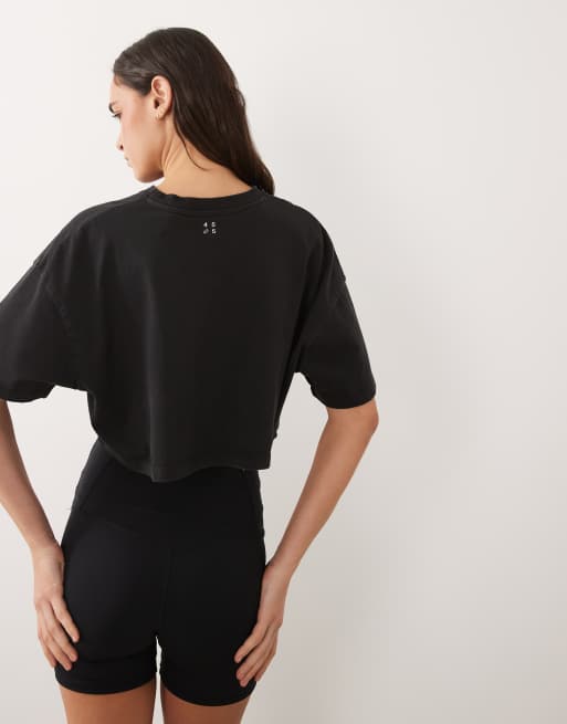 4505 Icon heavyweight cotton cropped t-shirt with quick dry finish in washed black, 4 of 4