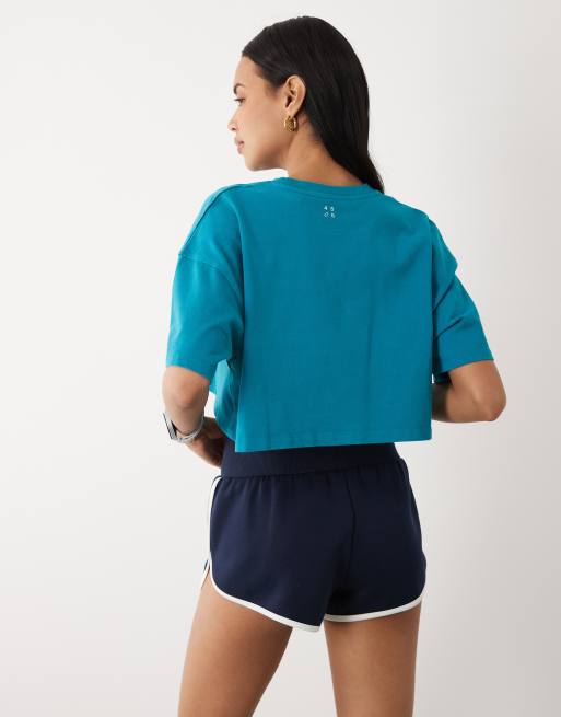 4505 Icon heavyweight cotton cropped t-shirt with quick dry finish in washed cerulean, 4 of 4