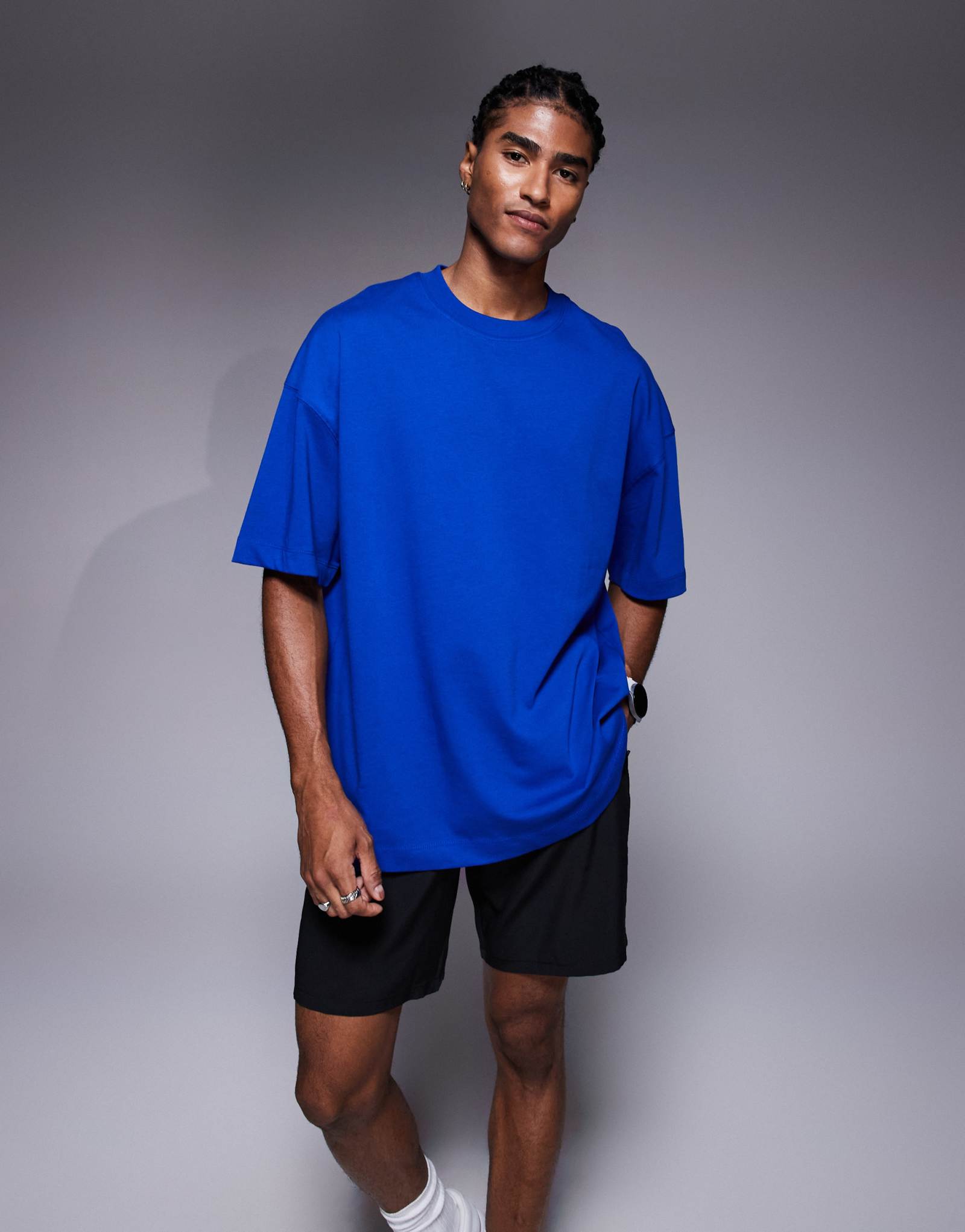 4505 Хлопковая футболка оверсайз Icon из плотного хлопка с быстросохнущим покрытием кобальтово-синего цвета