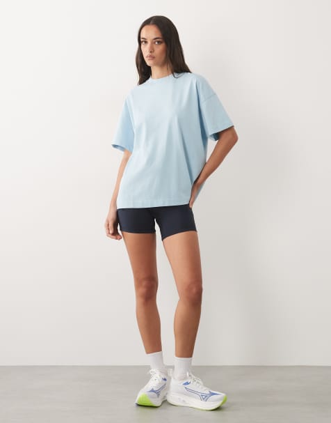 4505 Icon heavyweight cotton oversized t-shirt with quick dry finish in washed baby blue - view 1