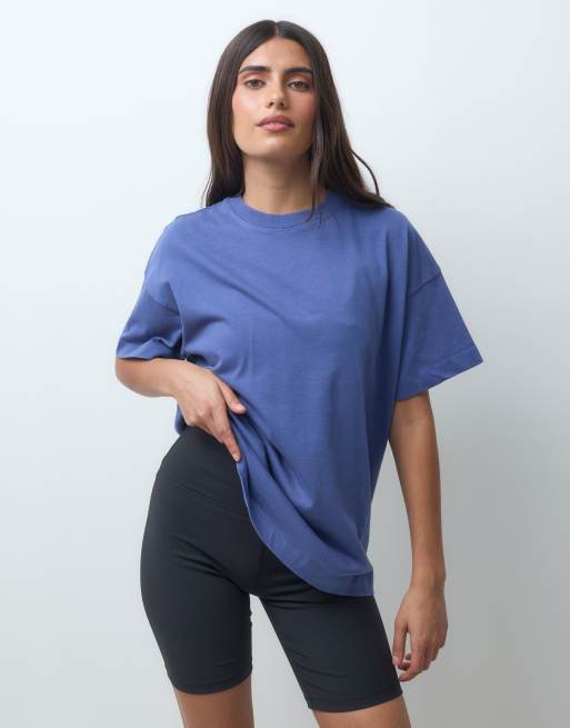 4505 Icon heavyweight cotton oversized t-shirt with quick dry finish in washed blue, 2 of 5