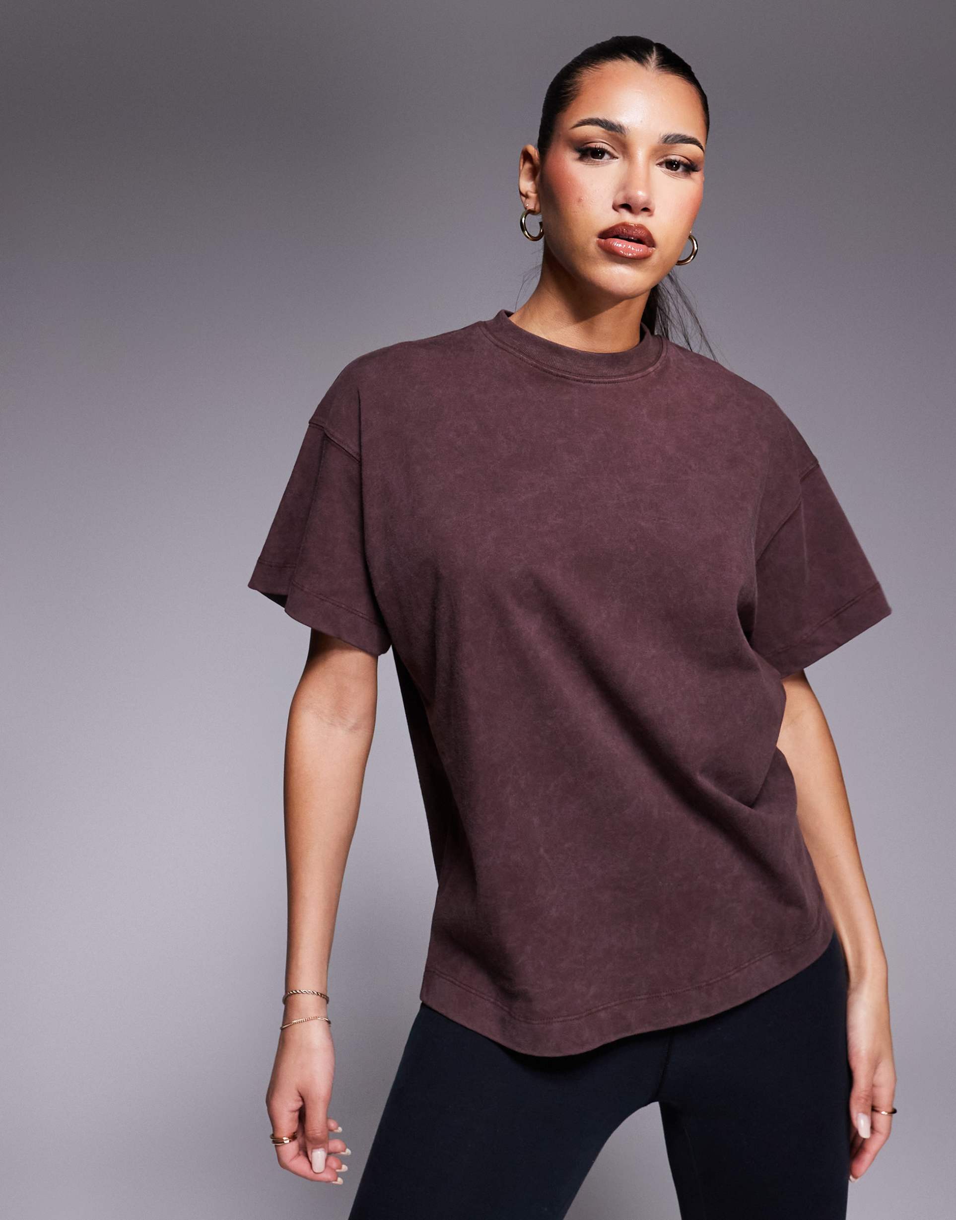 4505 icon heavyweight cotton oversized t-shirt with quick dry finish in washed cocoa
