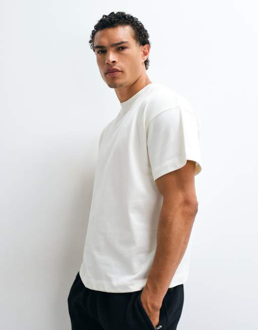 4505 Icon heavyweight shrunken boxy fit t-shirt with quick dry finish in off white, 4 of 5