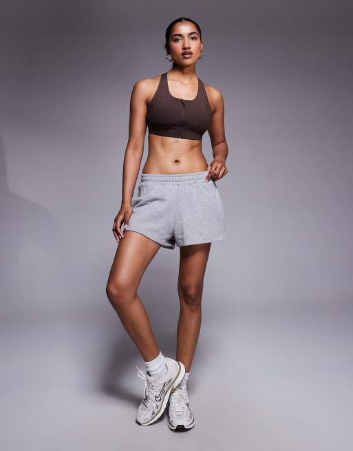 4505 Icon high support active sports bra with removable padding in French roast, 3 of 4
