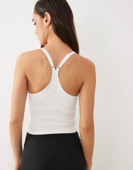 4505 - Icon - Hvid blød yoga-top med justerbare cami-stropper og indbygget BH, 4 af 4