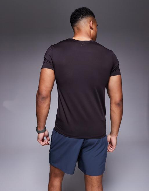 4505 - Icon - Kaffebrun tætsiddende trænings-T-shirt i hurtigttørrende stof, 4 af 4
