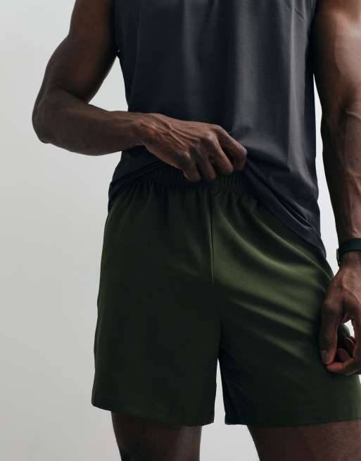 4505 - Icon - Kakigrønne hurtigttørrende træningsshorts på 13 cm med lynlåslommer, 4 af 5