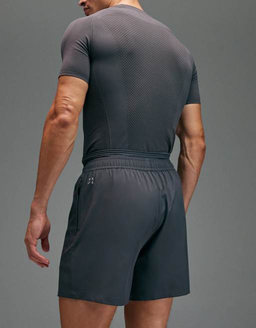 4505 - Icon - Koksgrå hurtigttørrende træningsshorts på 13 cm med lynlåslommer, 5 af 5