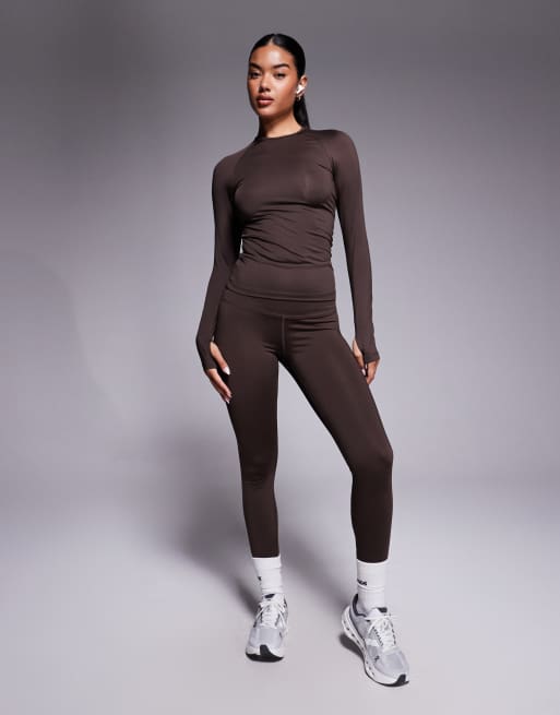 4505 – Icon – Langärmliges Slim-Fit-Sportoberteil in French Roast, 3 von 4