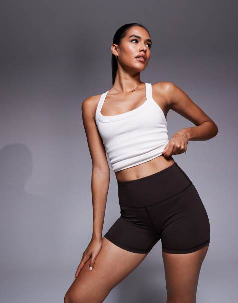 4505 – Icon – Miękkie w dotyku, 3-calowe szorty z wysokim stanem, w kolorze czekoladowym - view 1