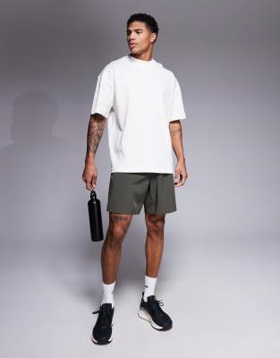 4505 - Icon - Oversized T-shirt van zware stof met sneldrogende eigenschappen in gebroken wit - view 1