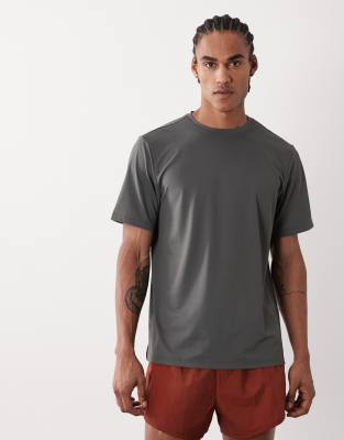 4505 Icon Quick Dry Mesh Training T-shirt In Gray