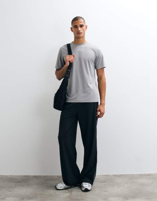 4505 Icon quick dry mesh training t-shirt in light gray, 2 of 5