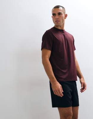 4505 Icon Quick Dry Mesh Training T-shirt In Red