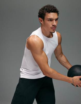 4505 Icon Quick Dry Mesh Training Tank In White