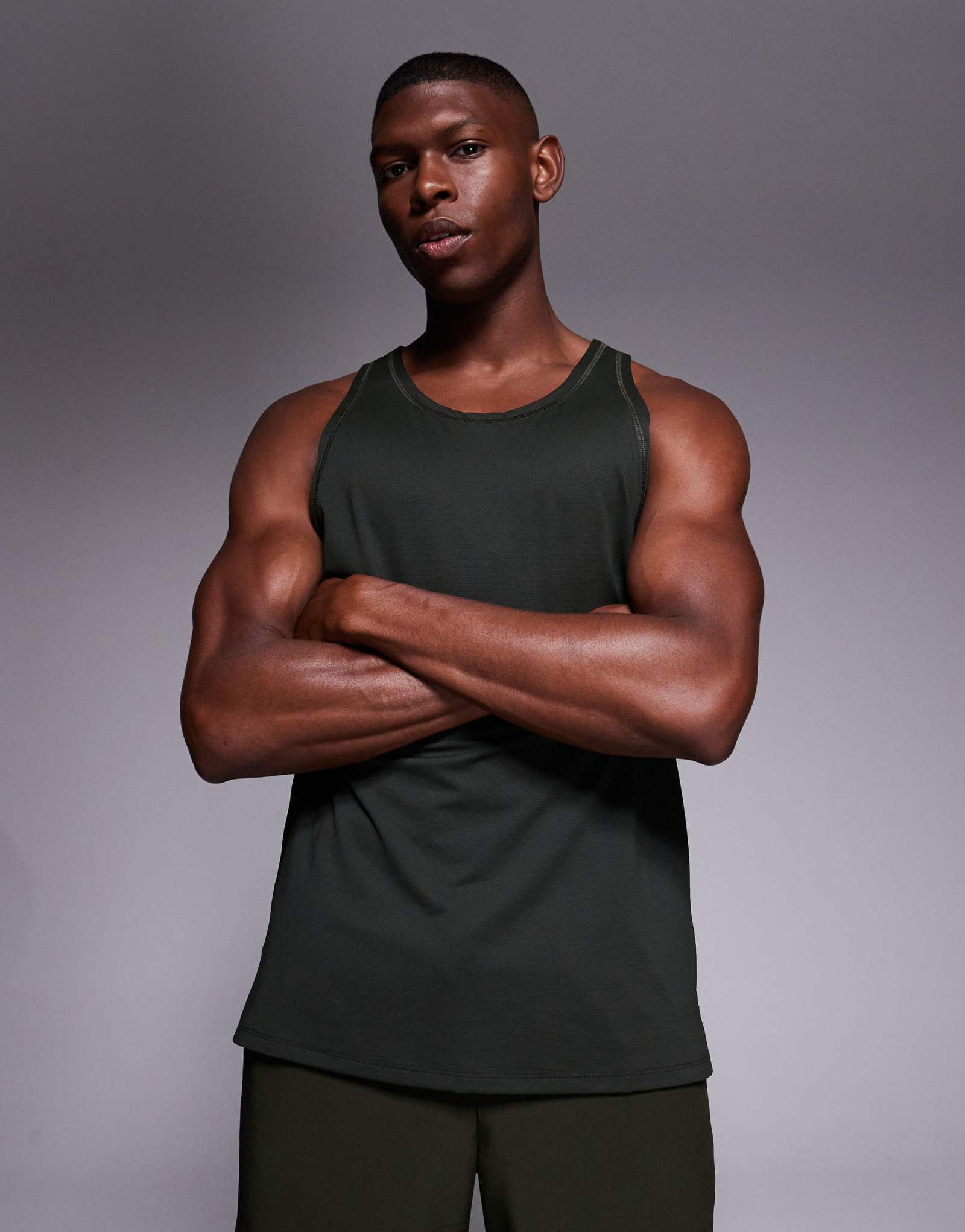 4505 Icon быстросохнущая сетчатая тренировочная майка со спинкой гонщика цвета хаки 