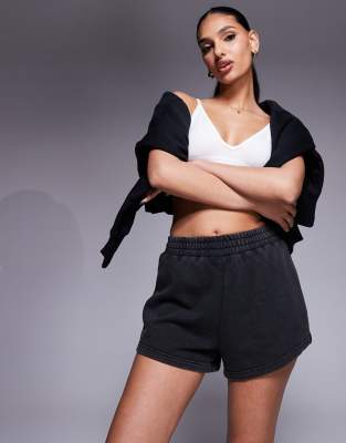 4505 Icon быстросохнущие шорты для бега из трикотажной ткани Icon черного цвета 3690₽