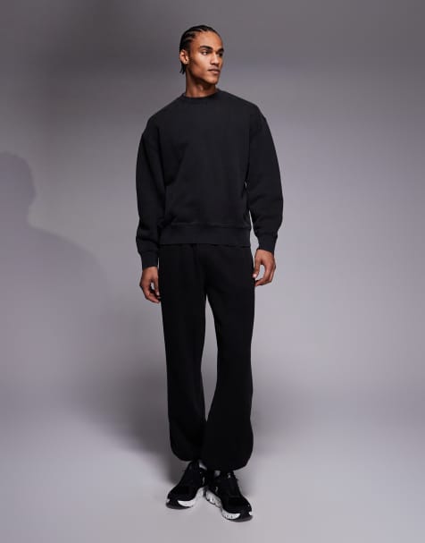 4505 Icon Rest Day heavyweight 440gsm cotton sweats set in washed black. - view 1