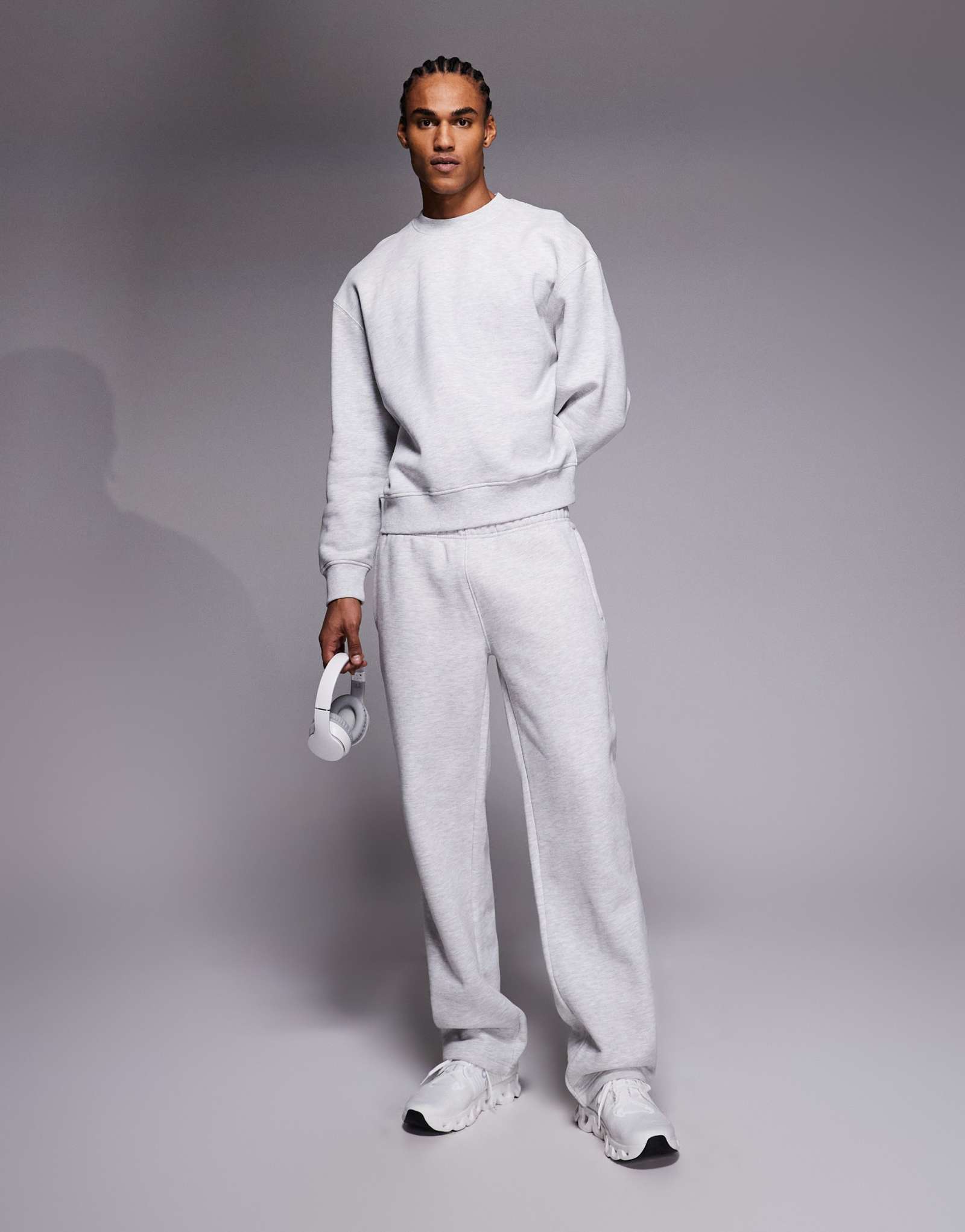 4505 Спортивные брюки Icon Rest Day heavyweight из хлопка плотностью 440 г/см с широкими штанинами и карманами на молнии светло-серого цвета