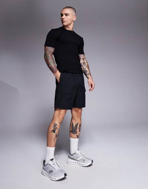 4505 – Icon – Schnelltrocknende Cargo-Sportshorts in Schwarz mit Reißverschlusstaschen, 18 cm Schrittlänge - view 1