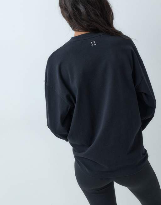 4505 Icon schweres Baumwoll-Oversize-T-Shirt mit langen Ärmeln in verwaschenem Schwarz, 5 von 5