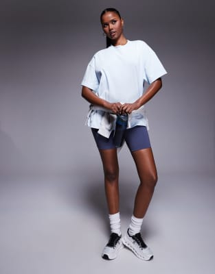 4505 - Icon - Schweres Oversize-T-Shirt aus Baumwolle in Hellblau mit schnell trocknendem Finish