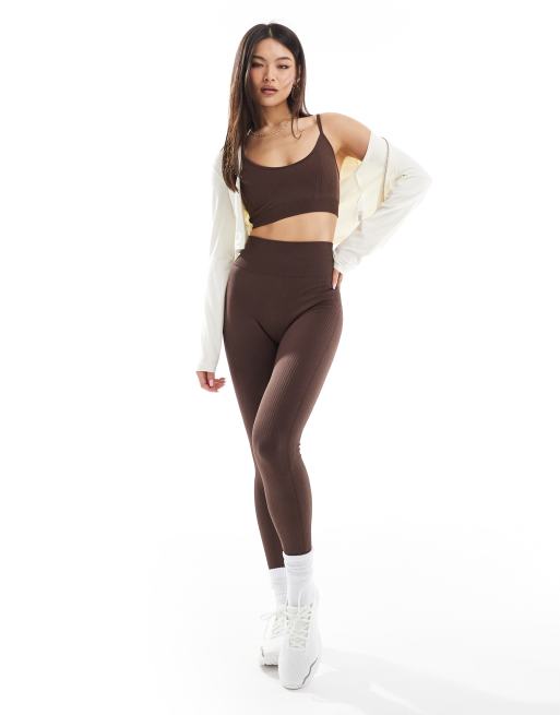 4505 Icon seamless contour rib set in brown