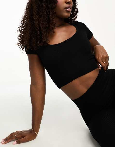4505 Icon seamless rib scoop neck t-shirt in black - view 1