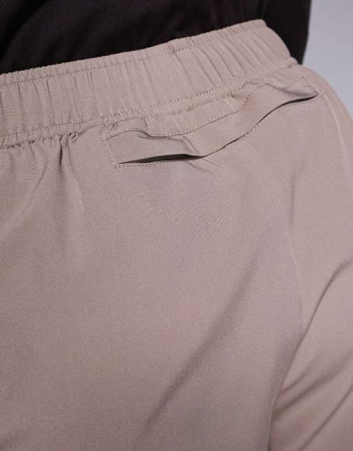 4505 - Icon - Short de running 8 cm à séchage rapide avec poche zippée pour téléphone à l'arrière - Gris taupe , 3 de 5