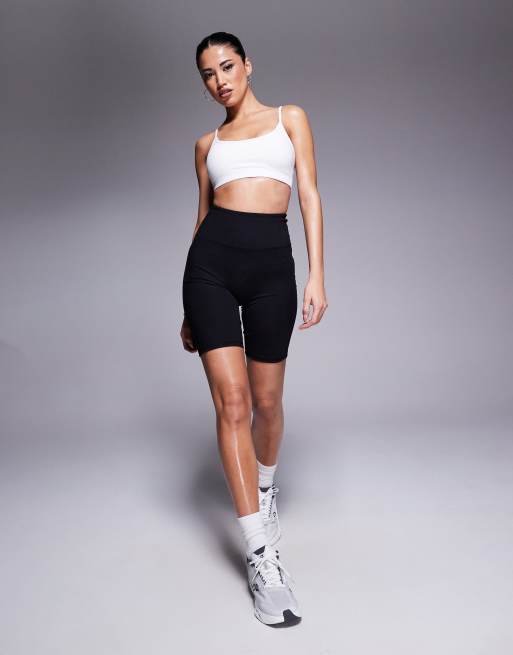 4505 - Icon - Short legging minimaliste 20 cm en tissu doux au toucher - Noir