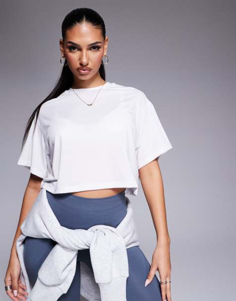 4505 - Icon - Sneldrogend cropped performance T-shirt met rechte pasvorm in wit - view 1
