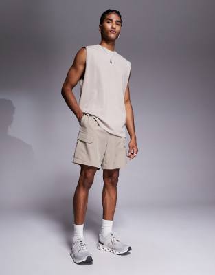 4505 - Icon - Sneldrogende cargo-trainingsshort van 18cm met ritszakken in stone - view 1