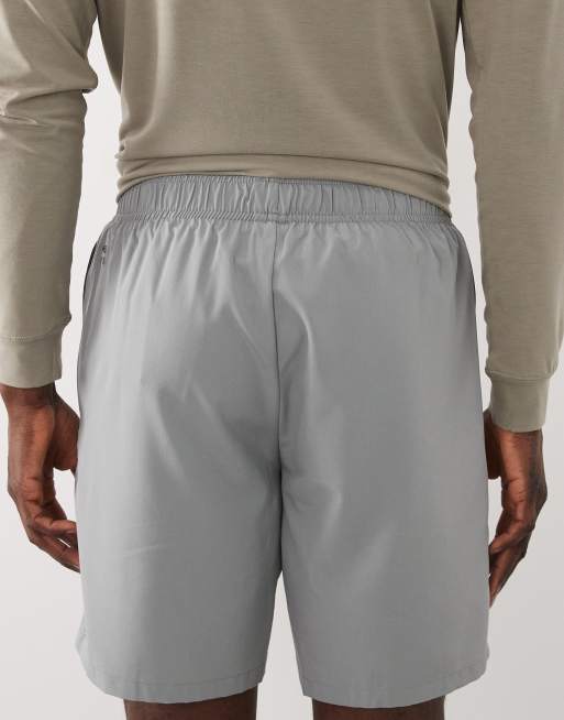 4505 - Icon - Sneldrogende trainingsshort van 18 centimeter met ritszakken in koelgrijs, 5 van 5