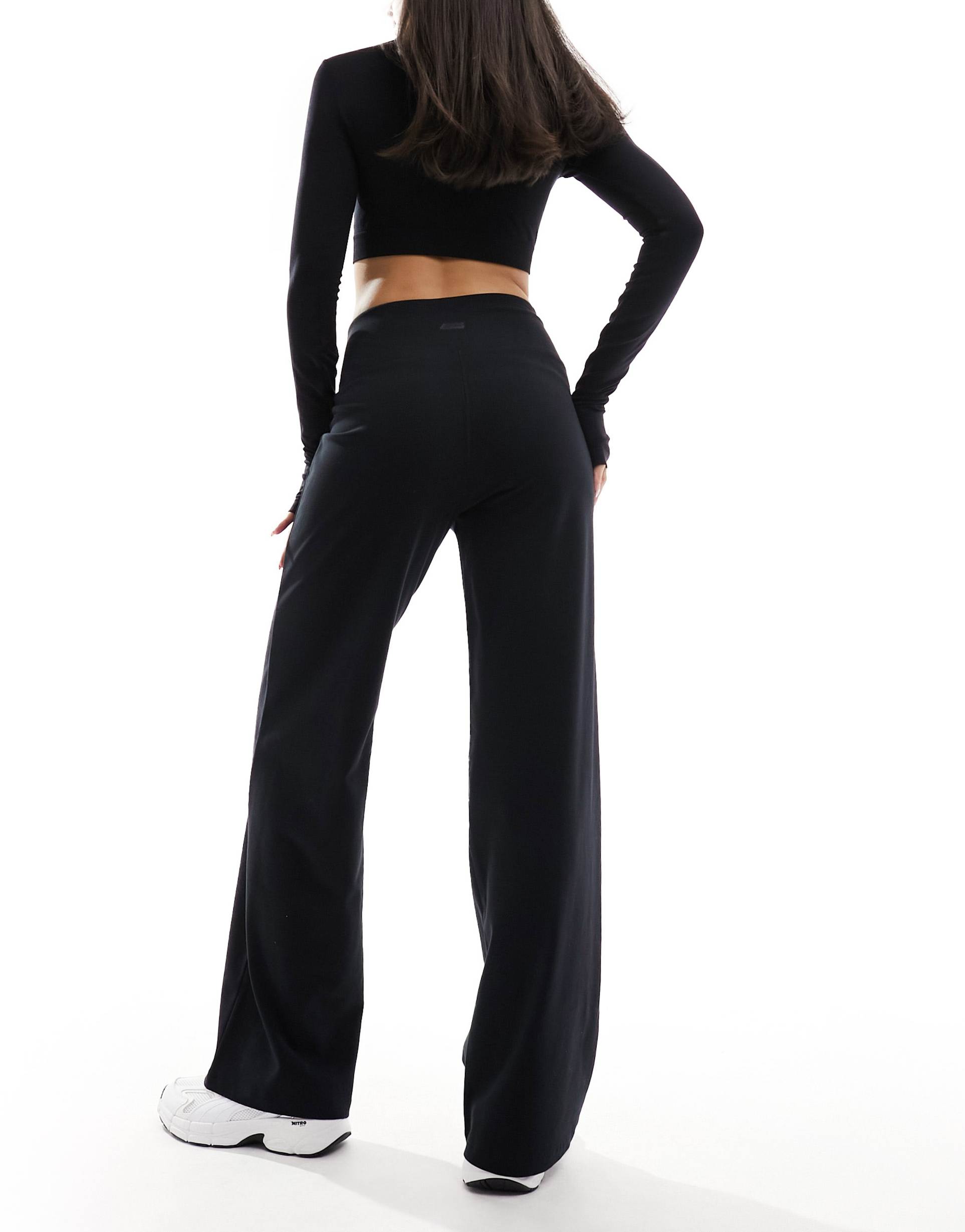 4505 icon soft touch high rise wide leg dance pants in black
