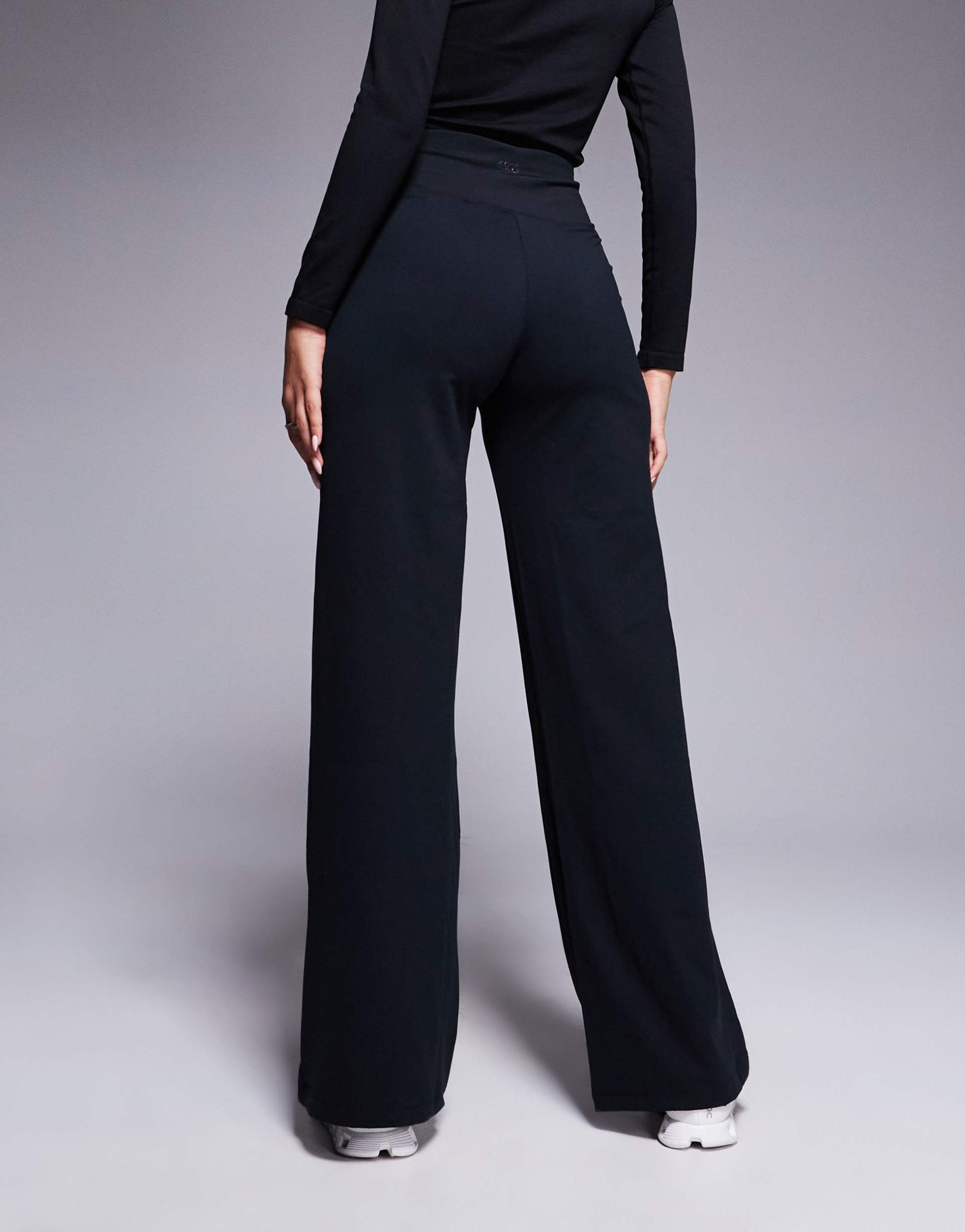 4505 icon soft touch high rise wide leg dance pants in black