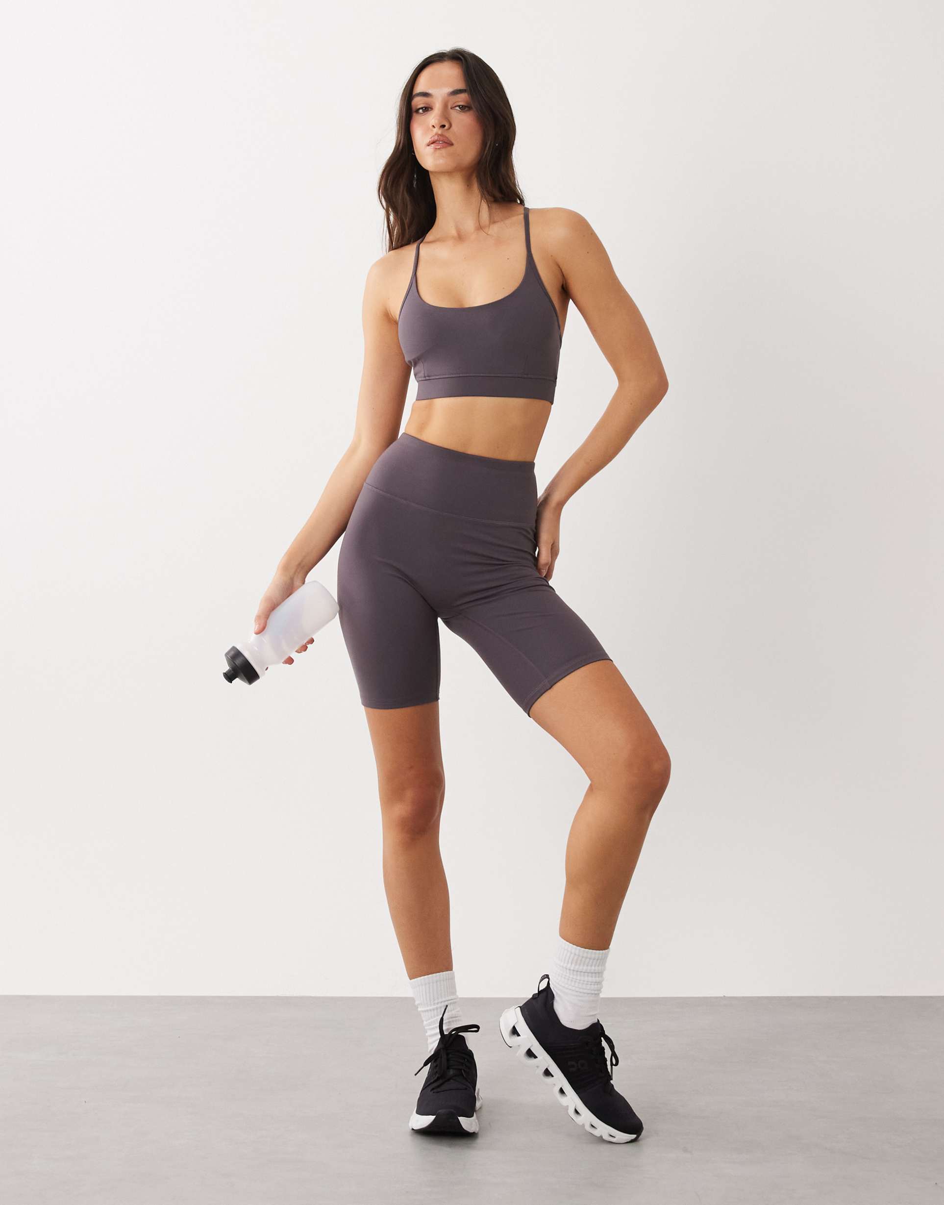 4505 icon soft touch high waist 8 inch legging short in storm gray