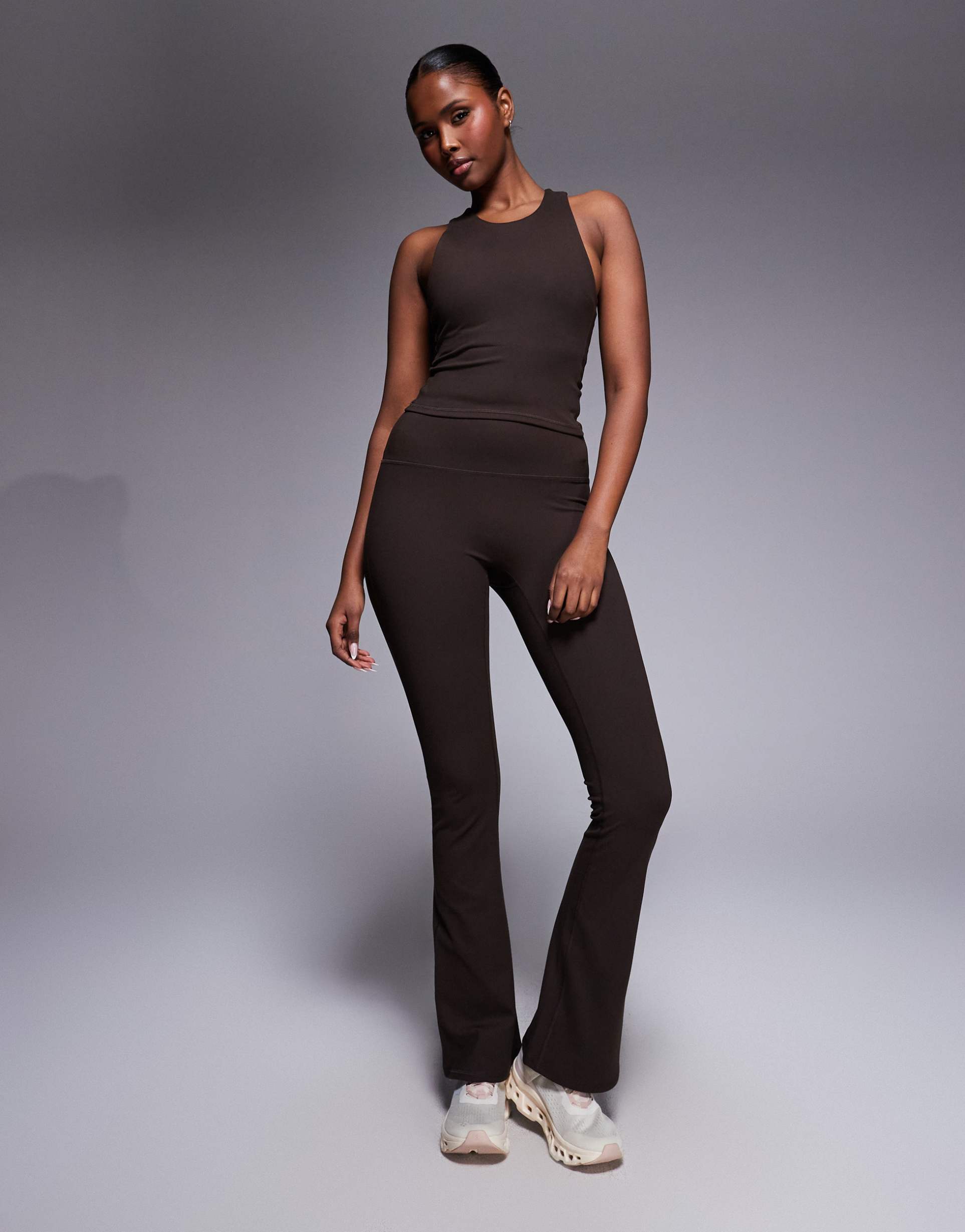 4505 icon soft touch high waist slim kick yoga leggings in chocolate