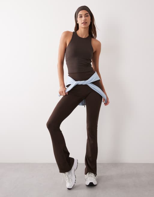 4505 Icon soft touch racer back singlet with inner bra and removable padding in chocolate, 3 of 4
