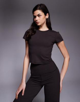 4505 Icon Soft Touch Studio Baby Tee In Black