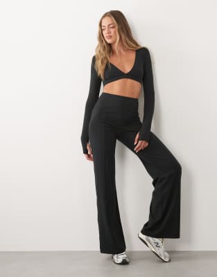 4505 Icon soft touch wide leg dance pants with seam detailing in black